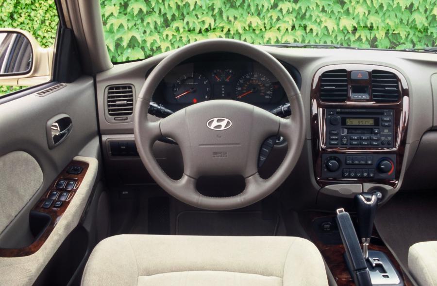  Hyundai Sonata 2003 года  (фото 5 из 15)